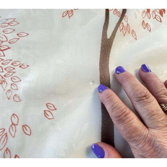 Vintage 70s curtain, red, brown trees, forest pattern, off-white background - Picture 9 of 10